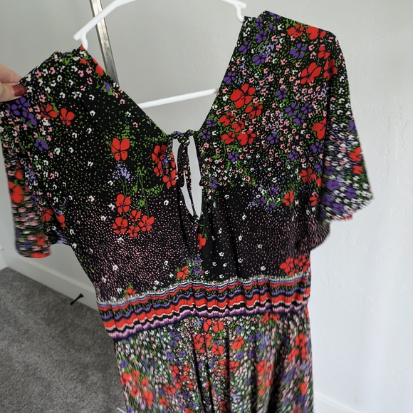 Girls from Saroy Dress size Medium - Picture 4 of 4